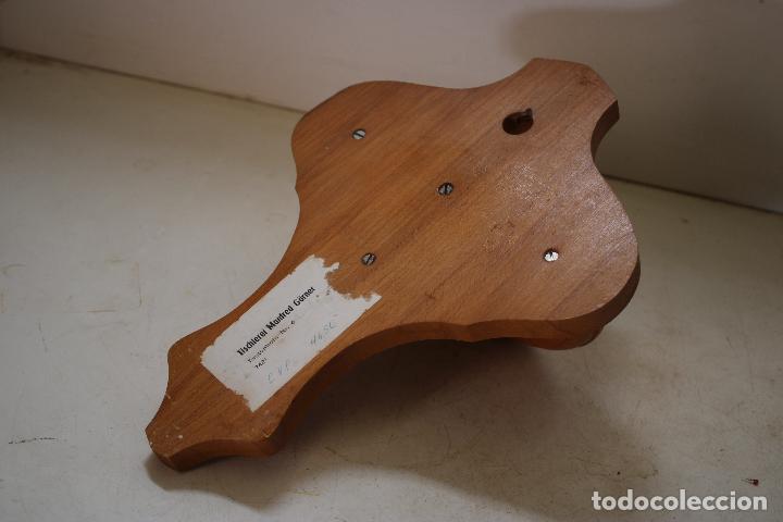 Antig&uuml;edades: mensula de madera - Foto 3