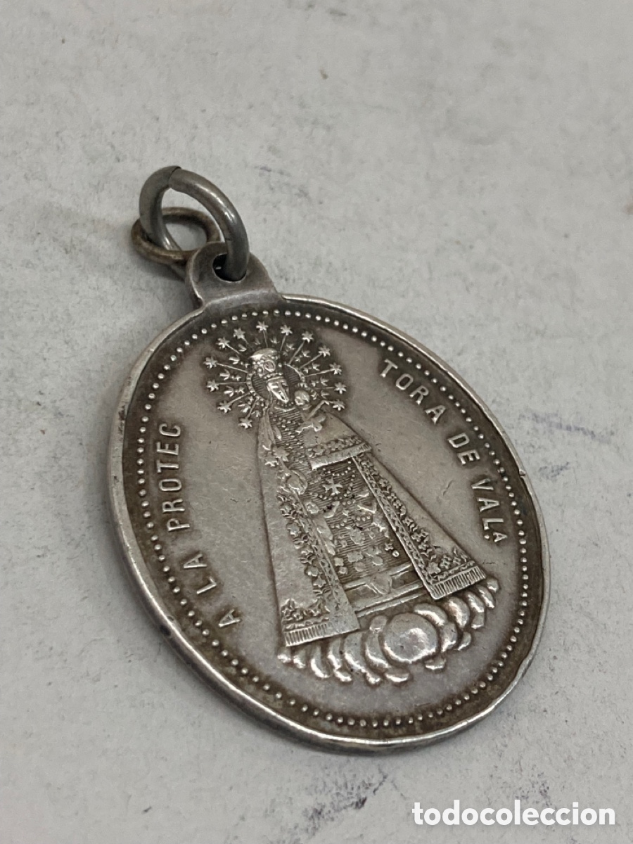 Antig&uuml;edades: Medalla de plata religiosa C09 - Foto 1