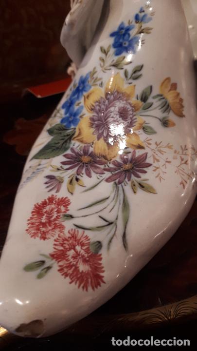 Antig&uuml;edades: Zapato de porcelana. - Foto 2