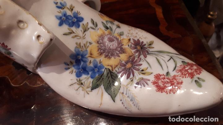Antig&uuml;edades: Zapato de porcelana. - Foto 4