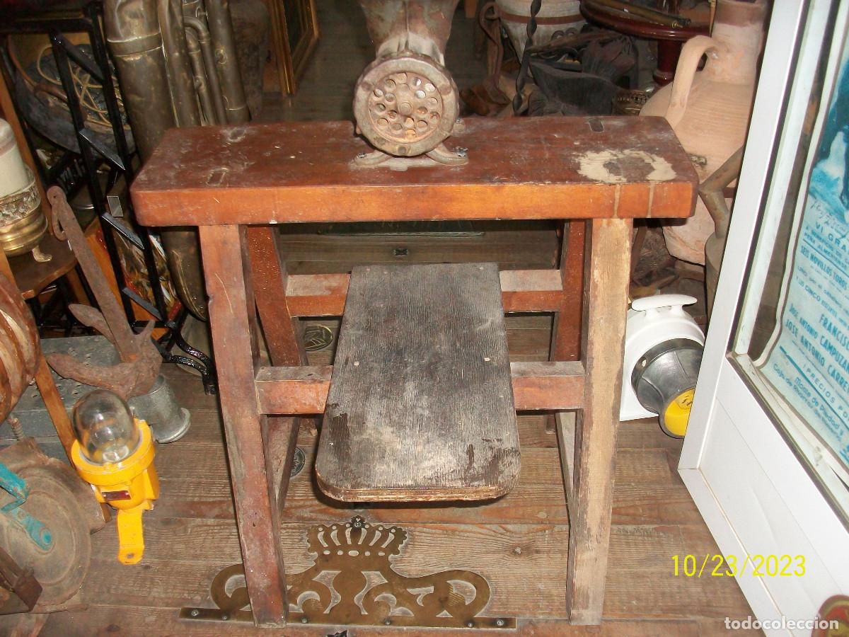Antig&uuml;edades: PICADORA ELMA 22 CON MESA - Foto 3