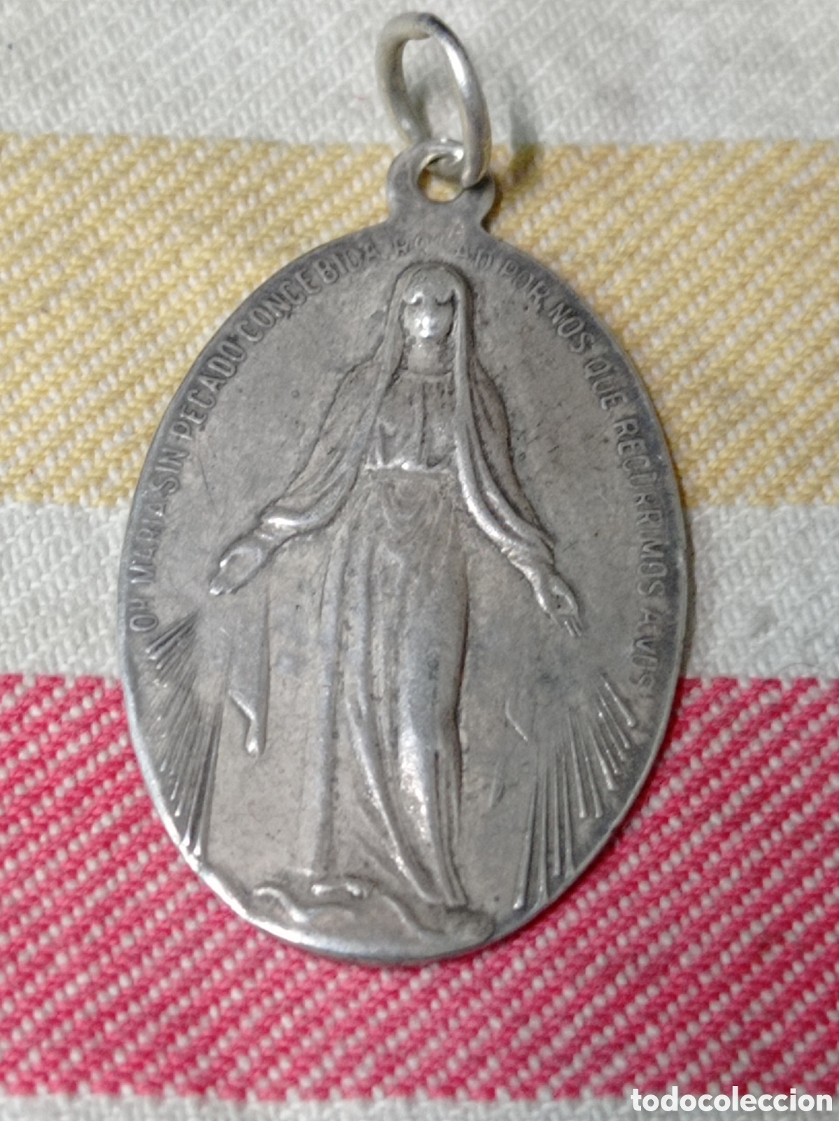 Antig&uuml;edades: Antigua medalla de la Virgen - Foto 1