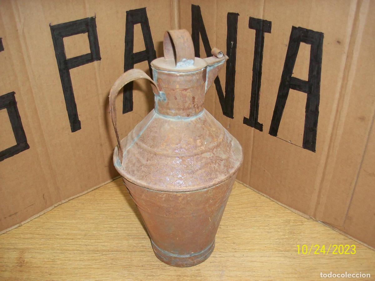Antig&uuml;edades: ANTIGUA ACEITERA DE HOJALATA - Foto 1
