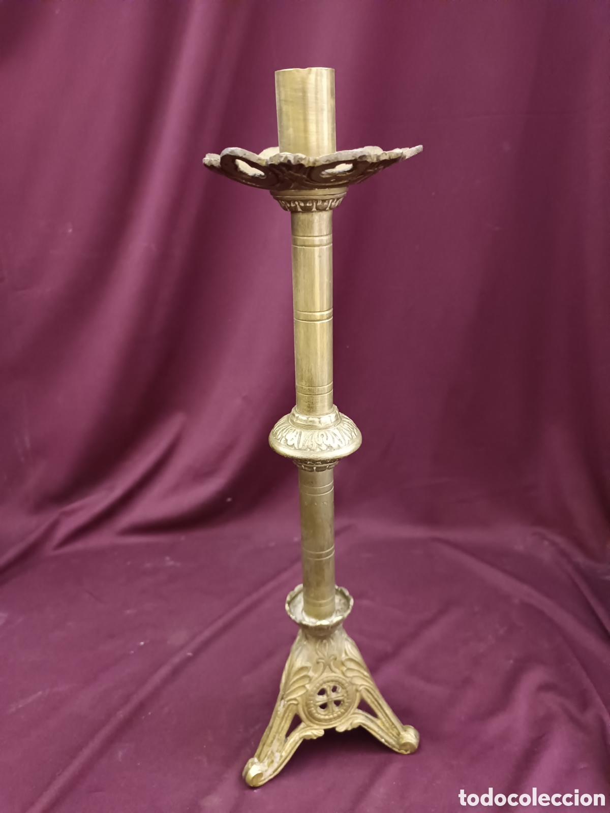 Antig&uuml;edades: Portavelas de altar en bronce 38cm - Foto 1