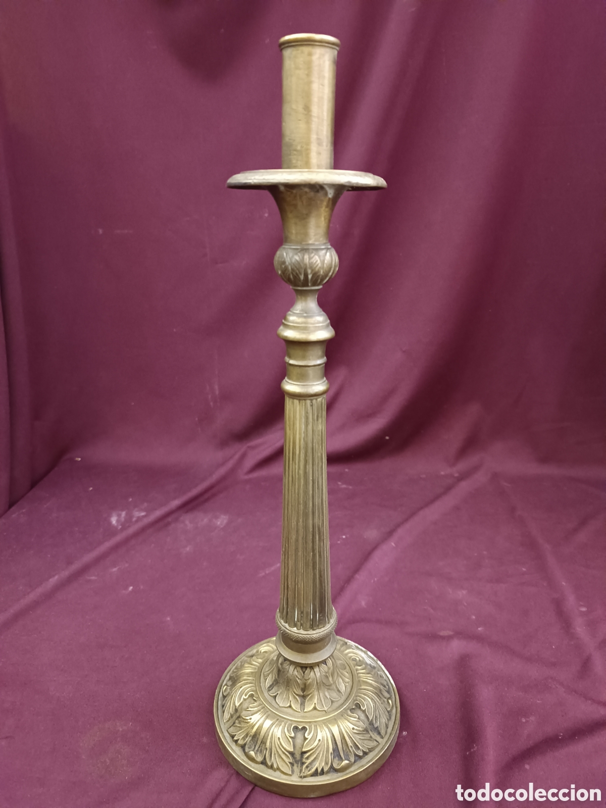 Antig&uuml;edades: Portavelas de altar en bronce 39cm - Foto 1