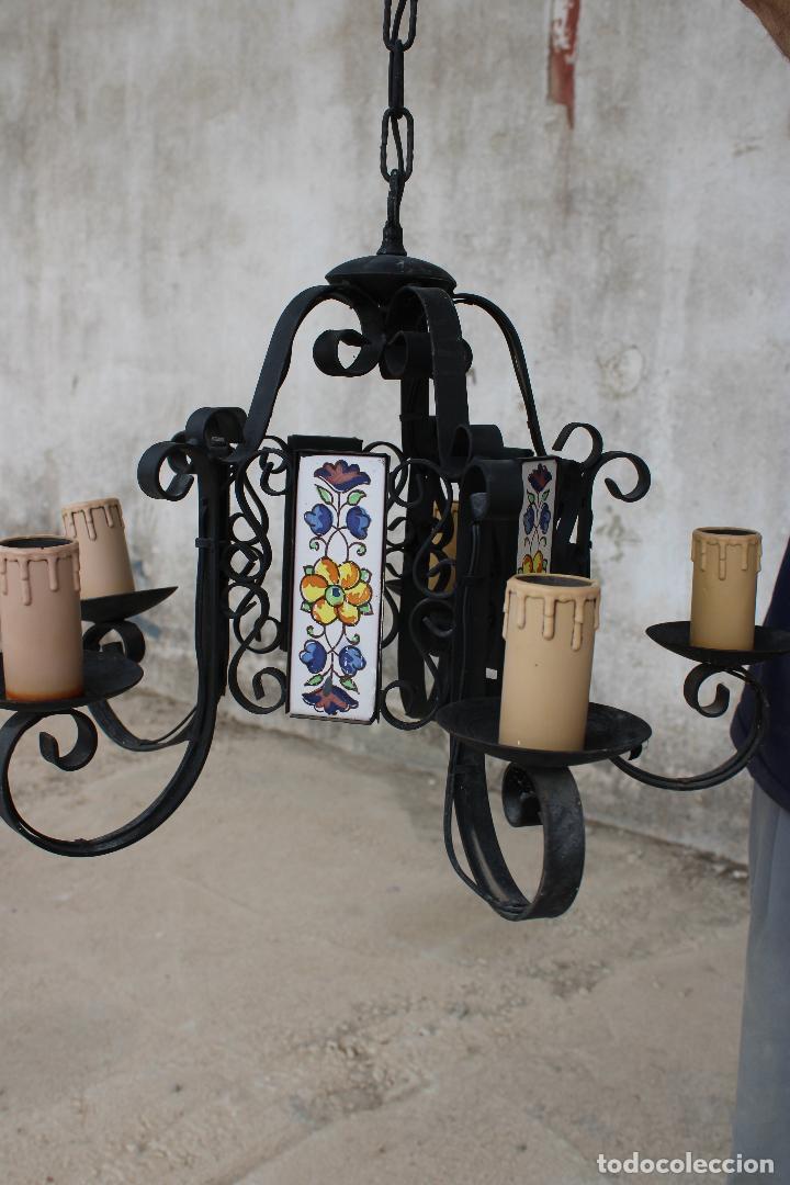 Antig&uuml;edades: lampara de techo de forja con azulejos - Foto 2
