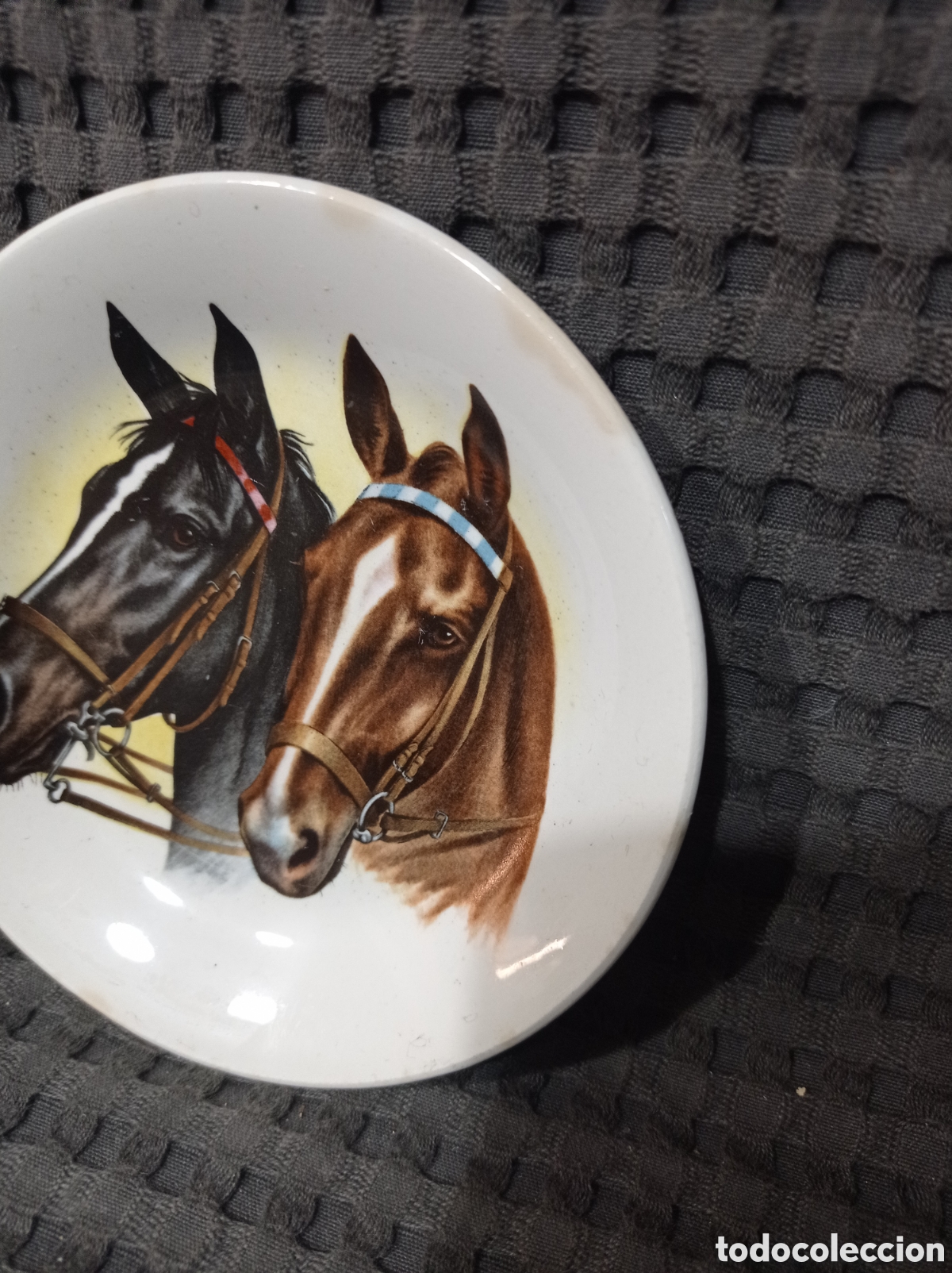 Antig&uuml;edades: Platito caballos peque&ntilde;o - Foto 4