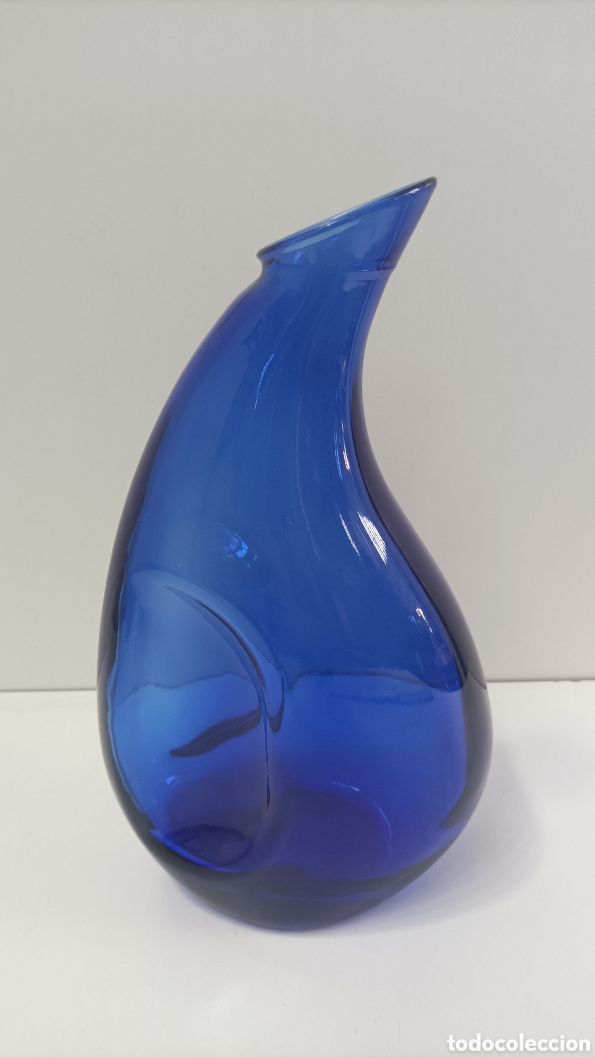 Antig&uuml;edades: FLORERO DE CRISTAL AZUL - Foto 3