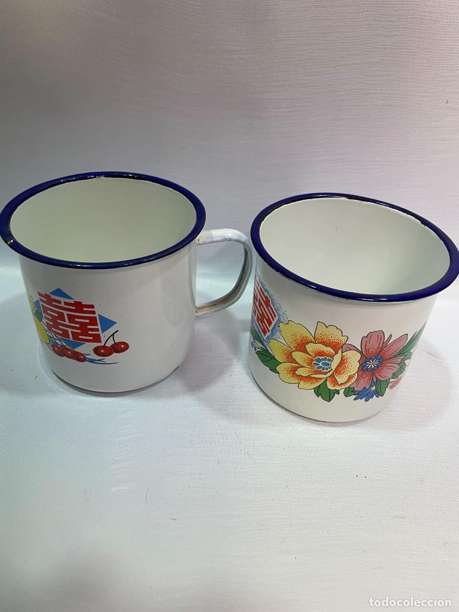Antig&uuml;edades: TAZAS ESMALTADAS CON FLORES - Foto 4