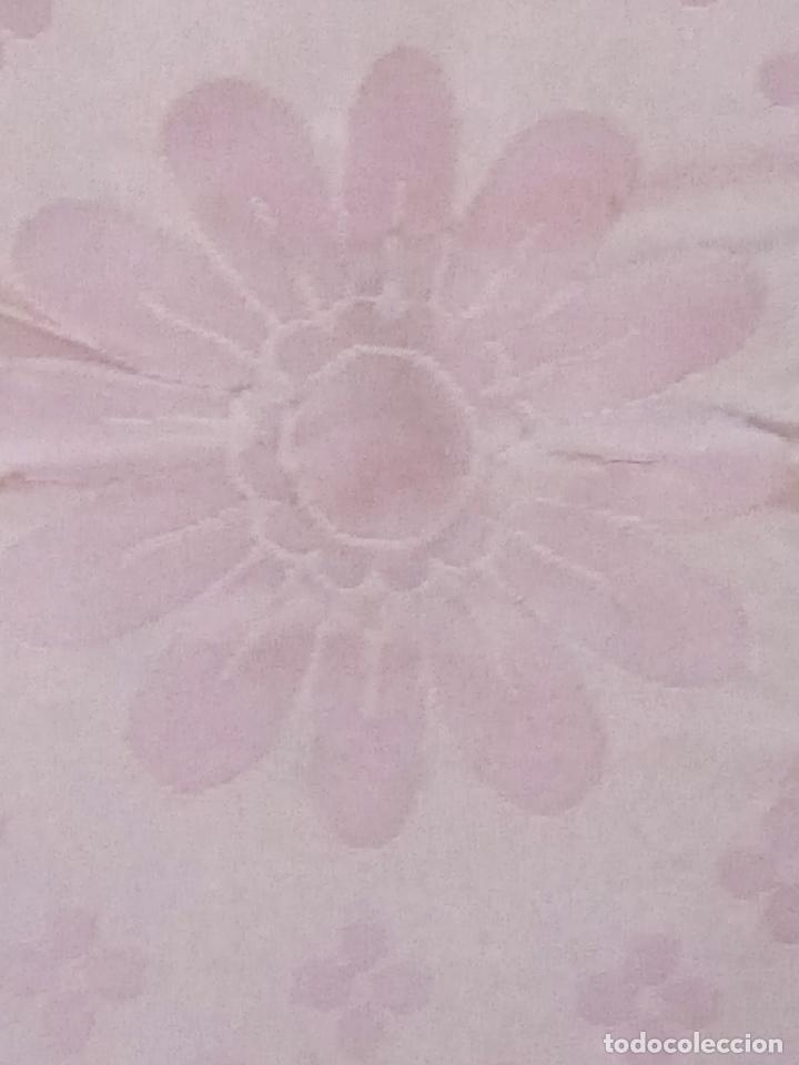 Antig&uuml;edades: COLCHA DE RASO ROSA PRECIOSA - Foto 3