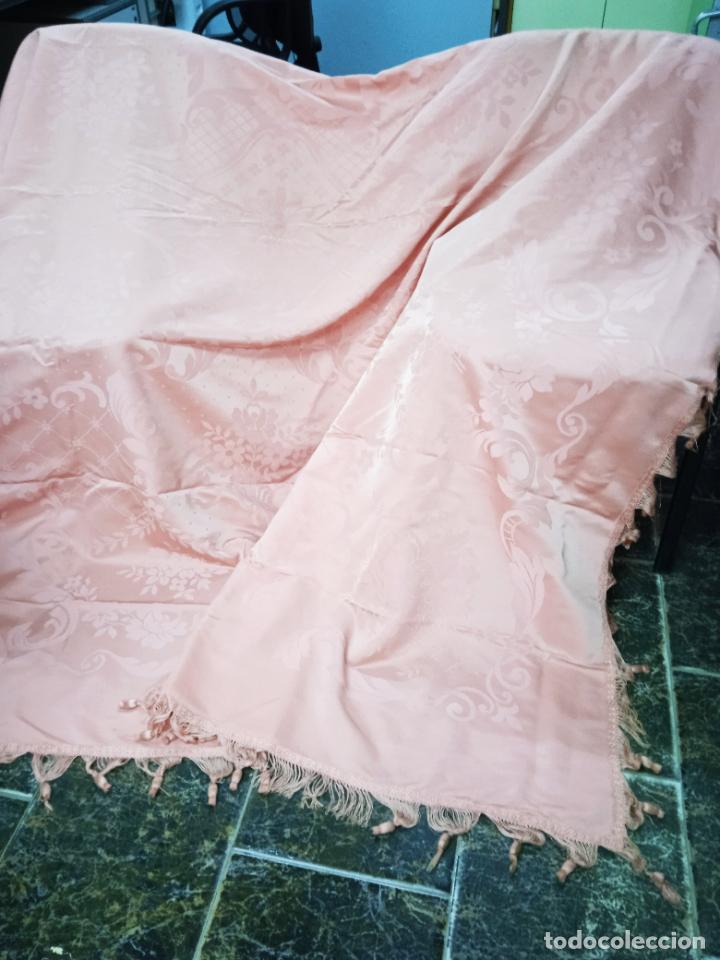 Antig&uuml;edades: COLCHA DE RASO ROSA PRECIOSA - Foto 1