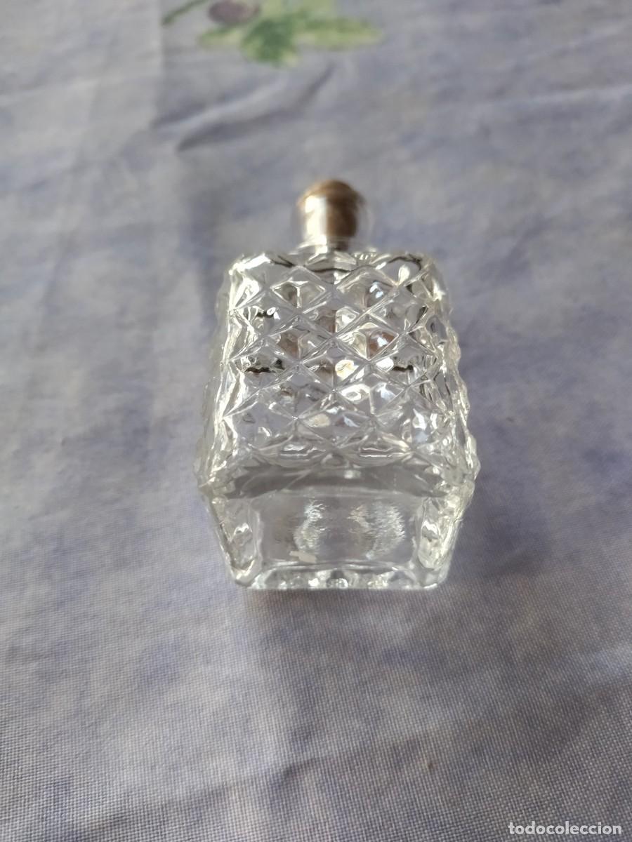 Antig&uuml;edades: Bonito perfumero de cristal. - Foto 7