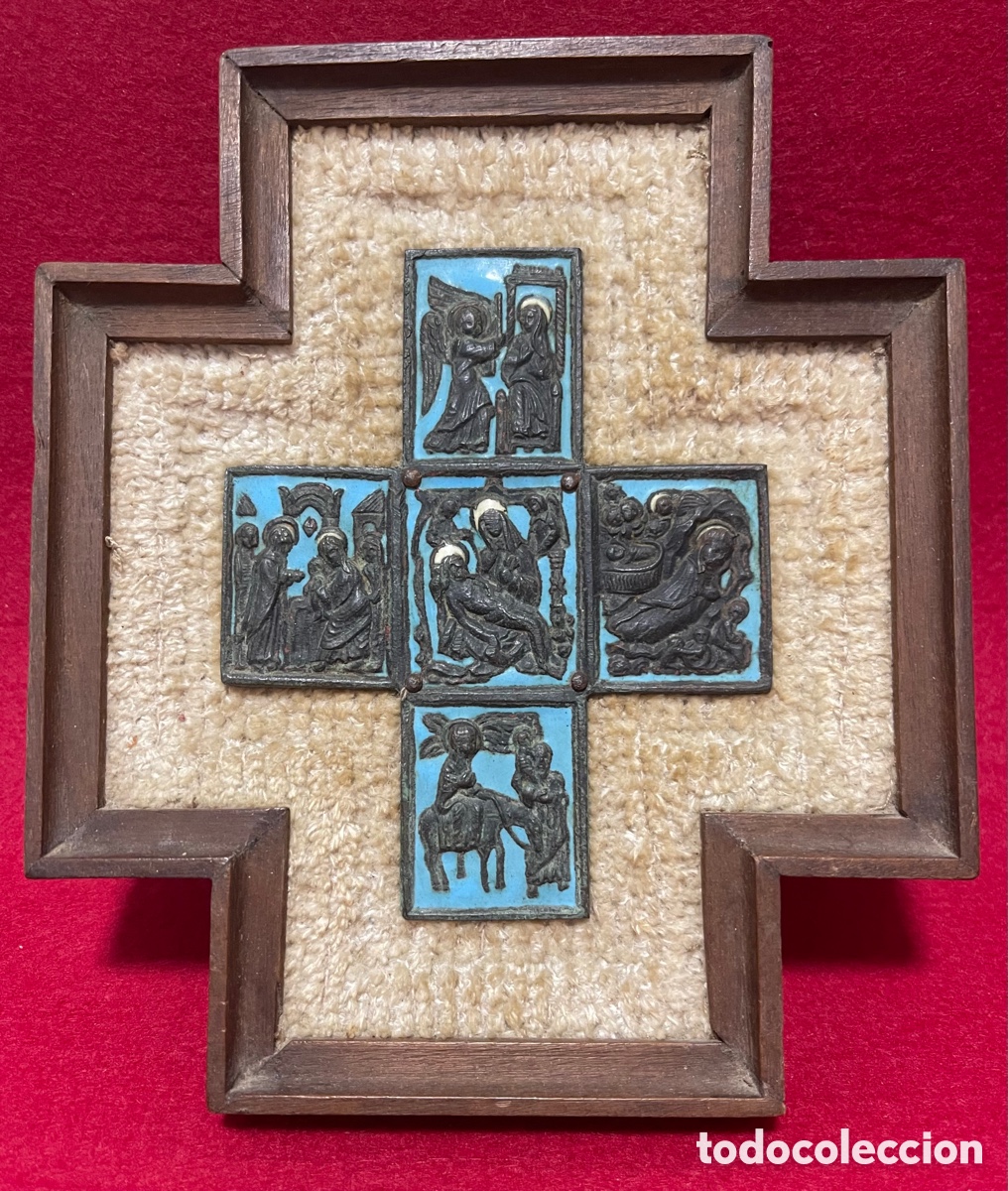 Antig&uuml;edades: Cruz, en Bronce, esmaltado de Modest Morato. - Foto 2