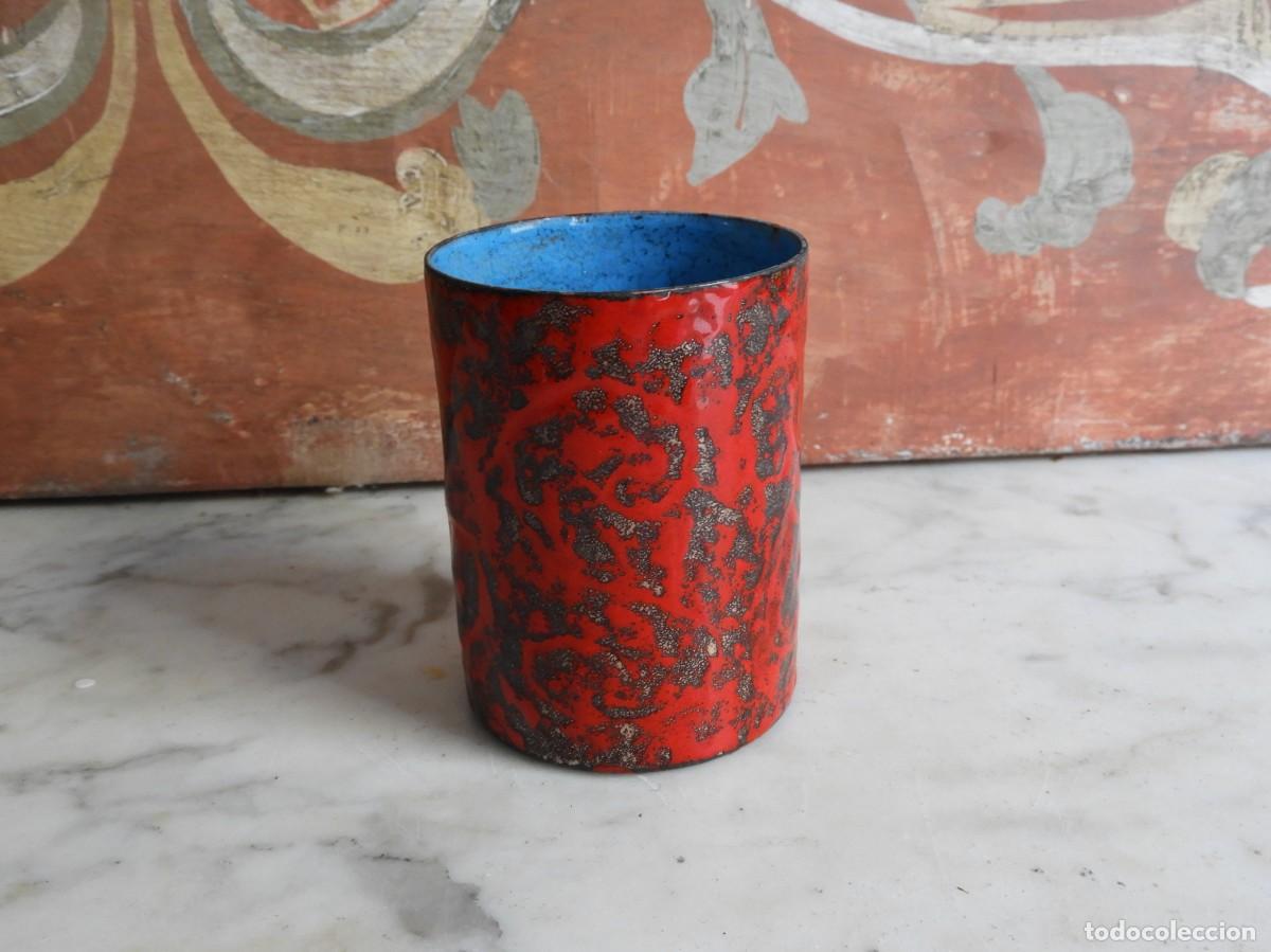 Antig&uuml;edades: PRECIOSO VASO DE ESMALTE ROJO - Foto 2