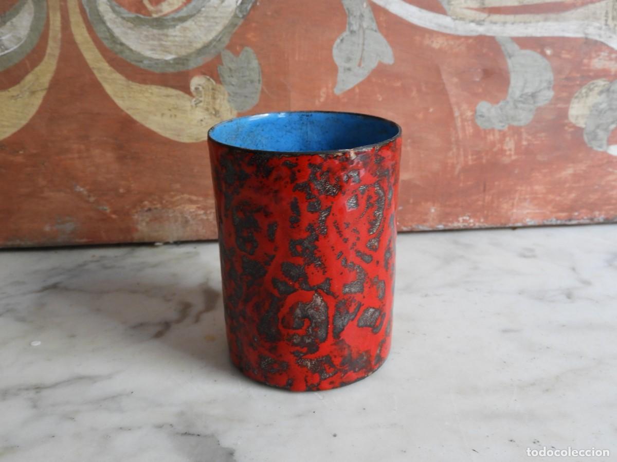 Antig&uuml;edades: PRECIOSO VASO DE ESMALTE ROJO - Foto 3