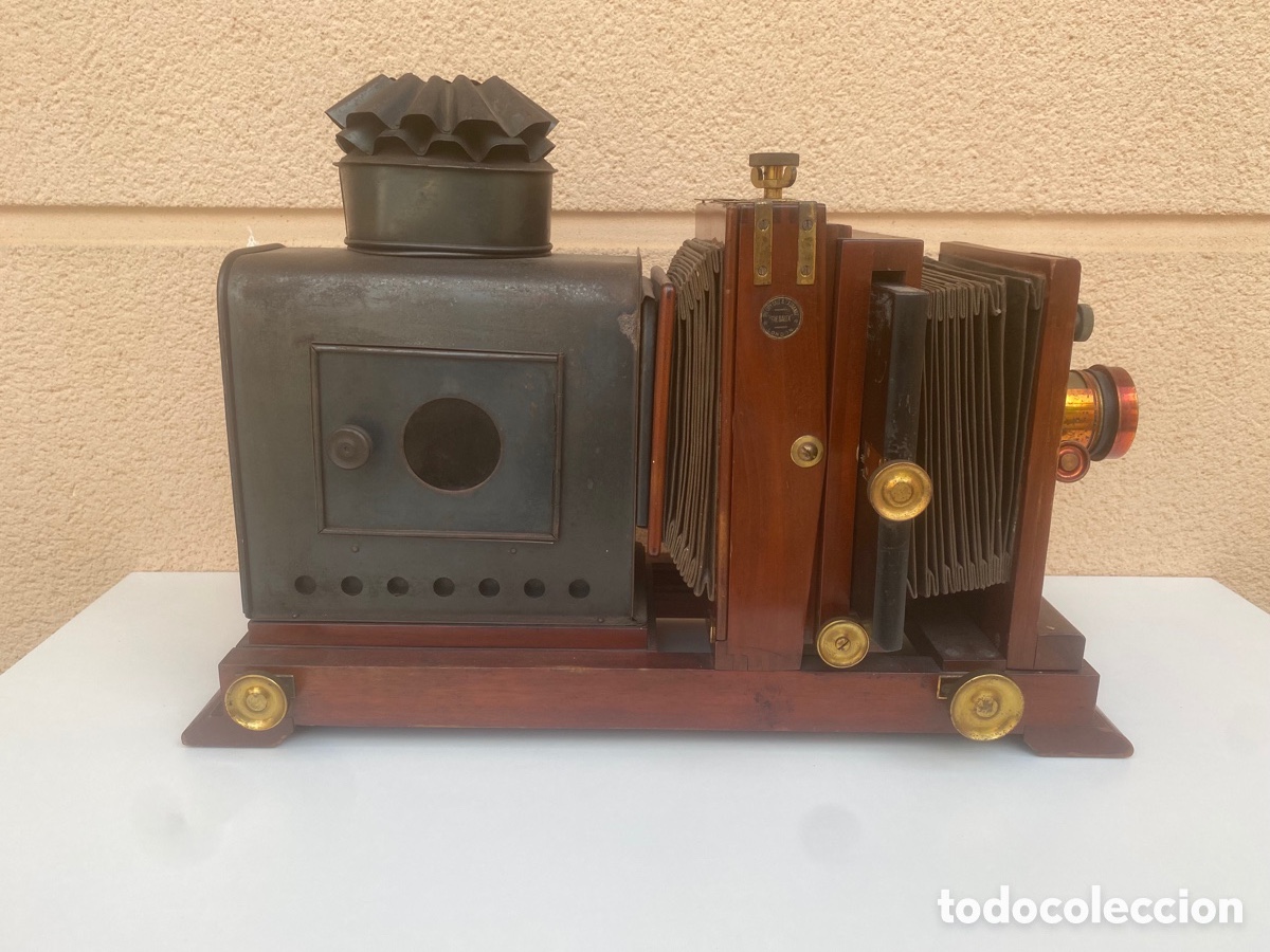 Antig&uuml;edades: Linterna m&aacute;gica en buenas condiciones - Foto 2