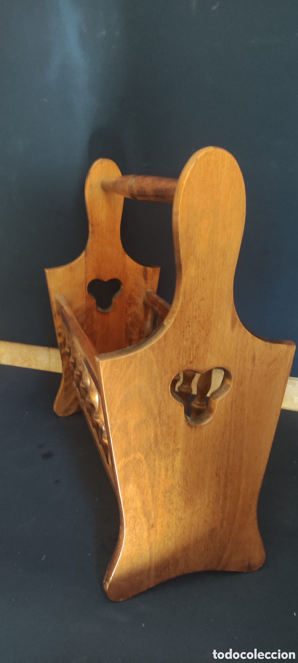 Antig&uuml;edades: REVISTERO DE MADERA Clasico - Foto 3