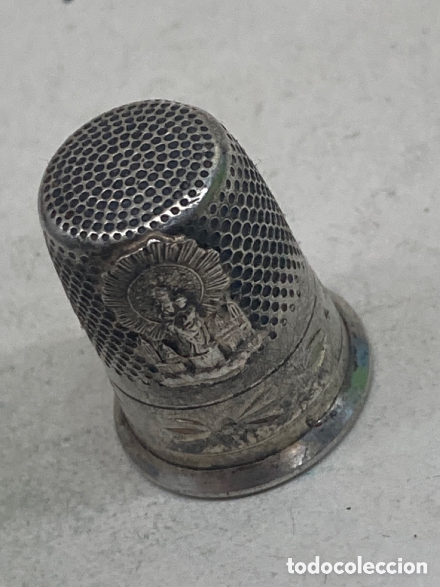 Antig&uuml;edades: Dedal de plata antiguo con virgen /DEDAL2 - Foto 1