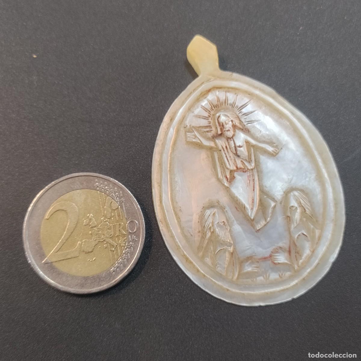 Antig&uuml;edades: Medalla de n&aacute;car Resurrecci&oacute;n - Foto 2