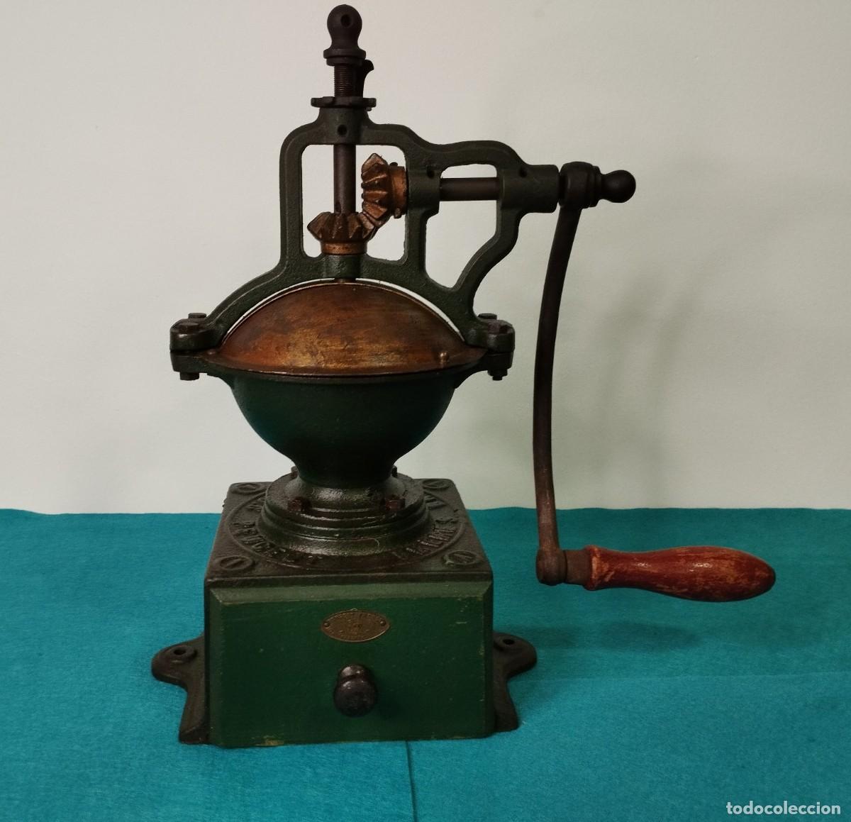 Antiquit&auml;ten: Antiguo Molino de Caf&eacute; de Manivela Peugeot A1/ Antique Peugeot Coffee Grinder // jrsanchezantiques