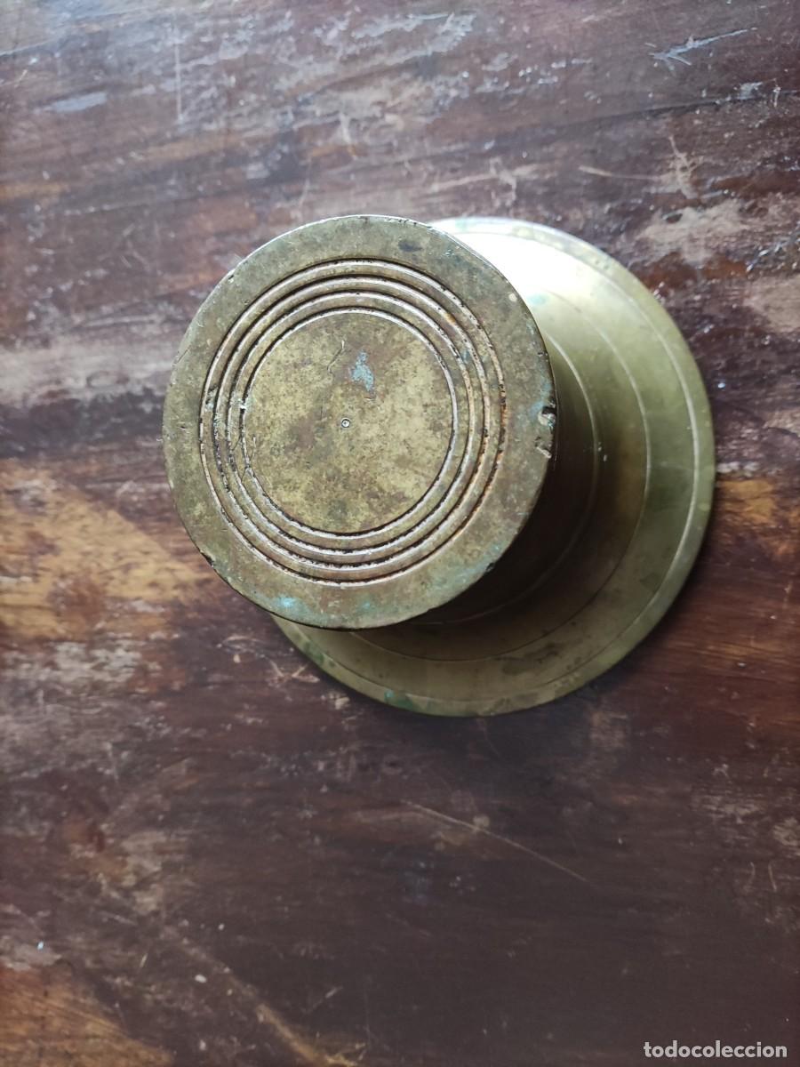 Antig&uuml;edades: ALMIREZ O MORTERO DE BRONCE DIAMETRO 13CMS. ALTO 8 CMS. - Foto 2