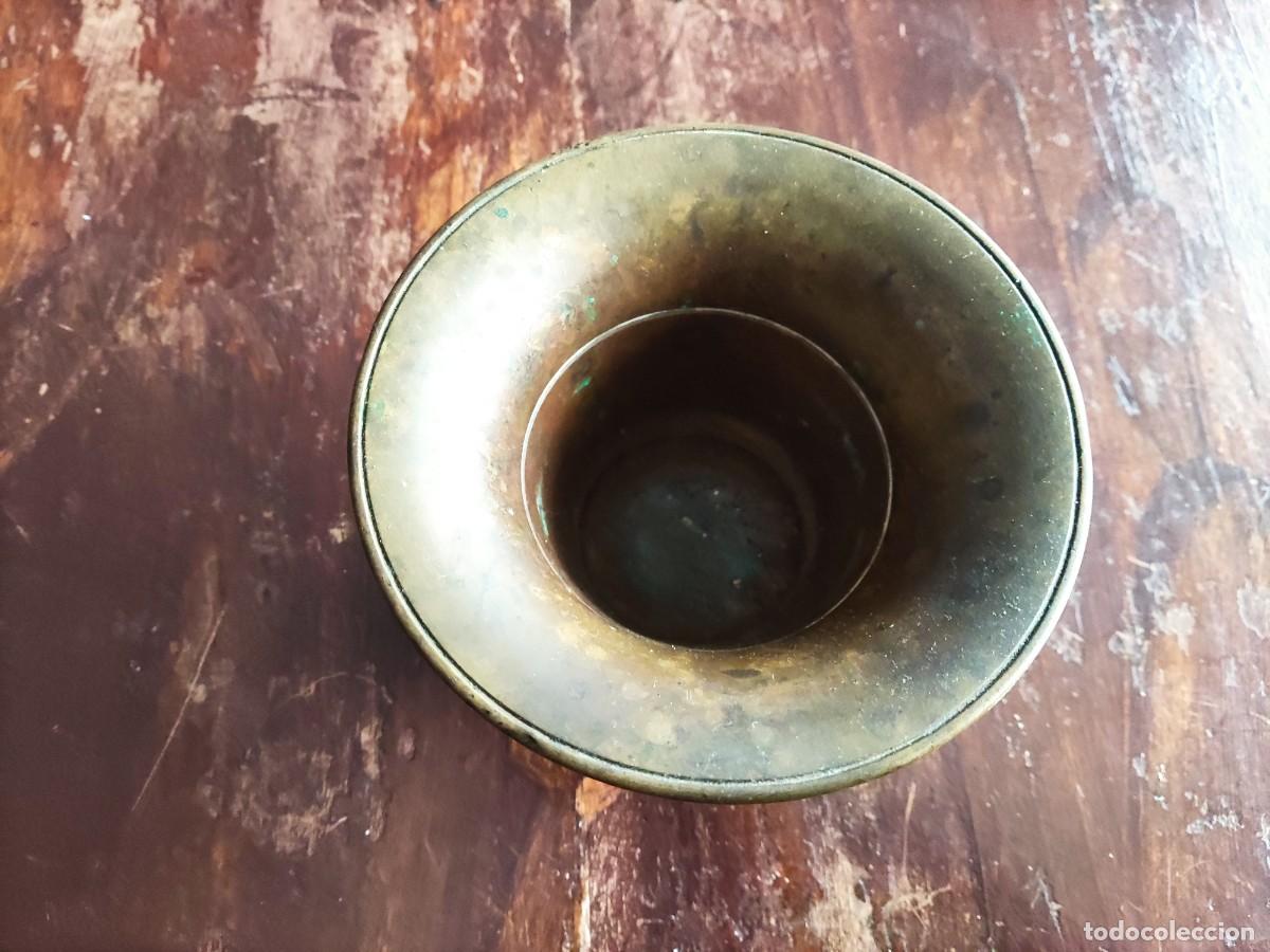 Antig&uuml;edades: ALMIREZ O MORTERO DE BRONCE DIAMETRO 13CMS. ALTO 8 CMS. - Foto 4