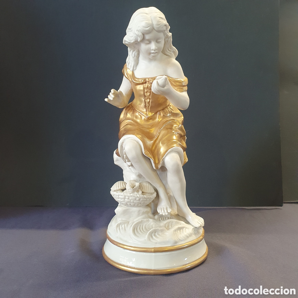 Antig&uuml;edades: FIGURA DE BISCUIT DORADA - Foto 5