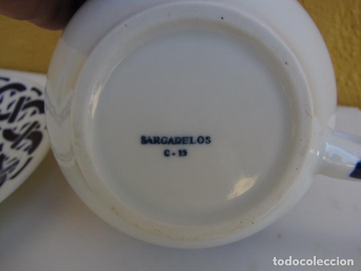 Antig&uuml;edades: 61.- Plato y taz&oacute;n de Sargadelos - Foto 4