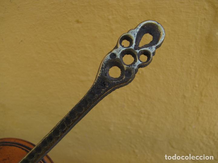 Antig&uuml;edades: 61.- Cafetera turca de bronce y cobre. S XIX - Foto 5