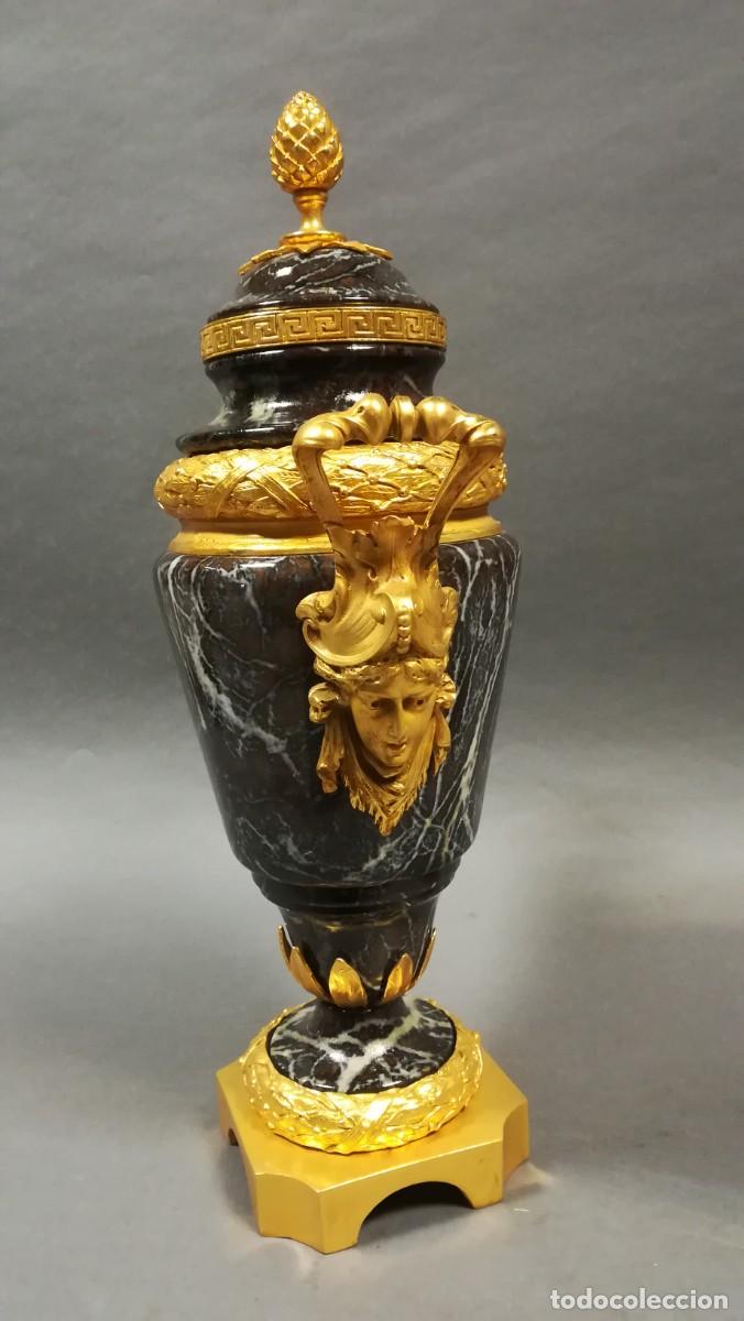 Antig&uuml;edades: TIBOR DE ALABASTRO Y BRONCE CON BA&Ntilde;O DE ORO - Foto 2