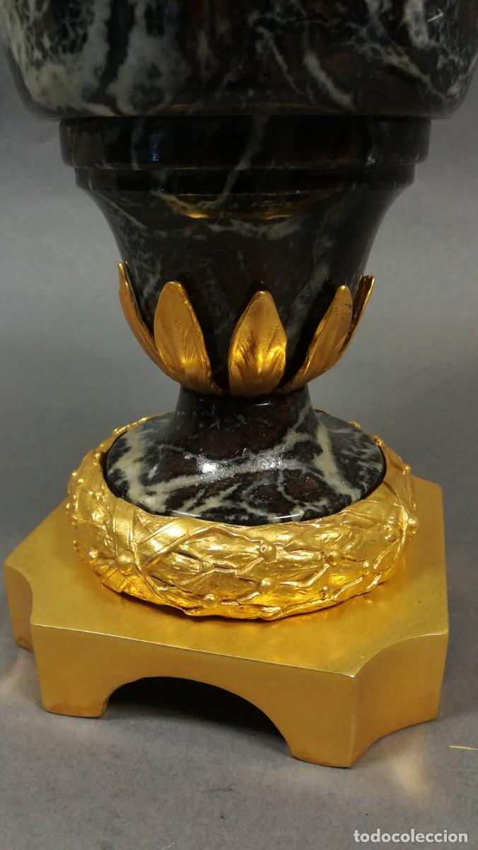 Antig&uuml;edades: TIBOR DE ALABASTRO Y BRONCE CON BA&Ntilde;O DE ORO - Foto 8