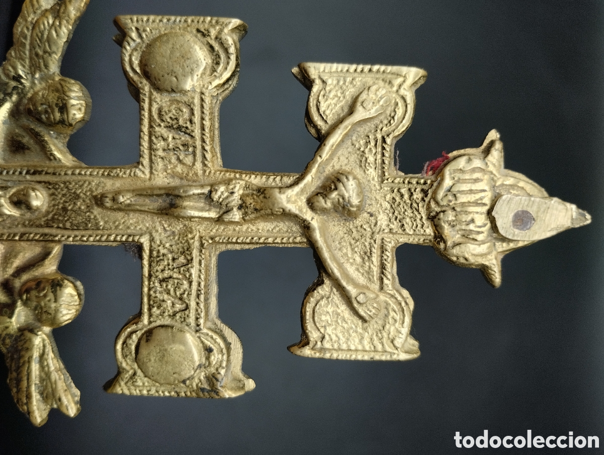 Antig&uuml;edades: Cruz de Caravaca en bronce. 11x6 cms. - Foto 6