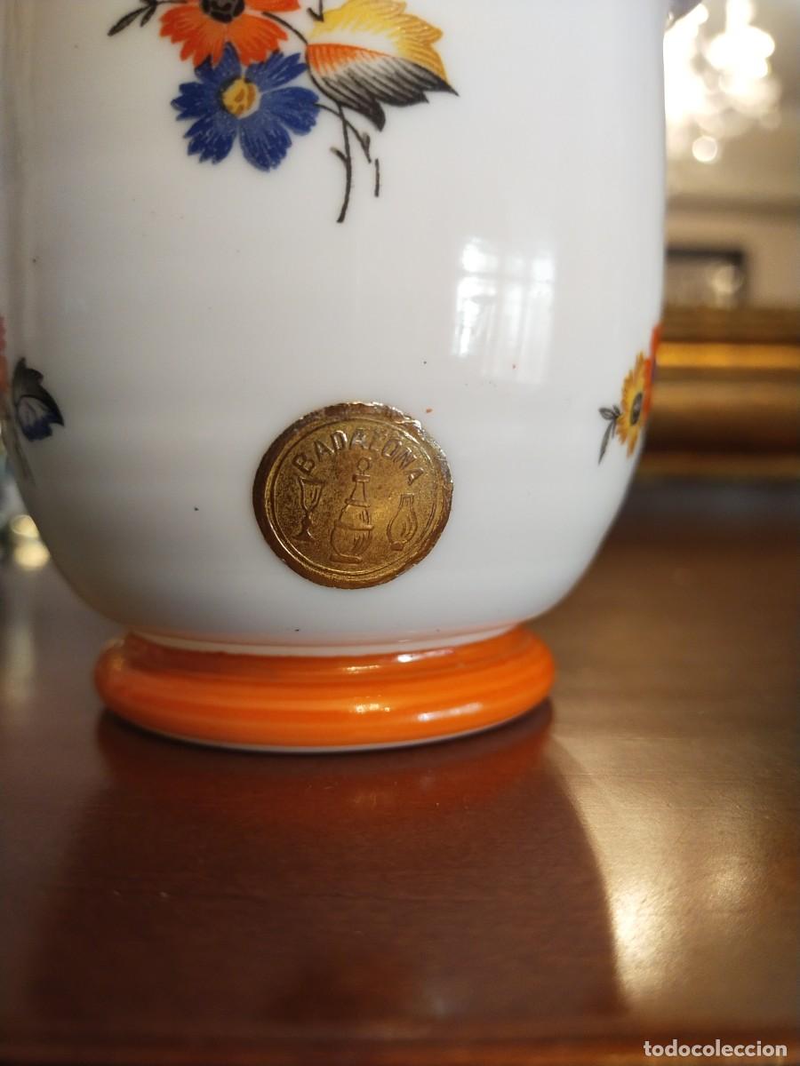 Antig&uuml;edades: Antiguo jarr&oacute;n opalina Cristal Badalona - Foto 3