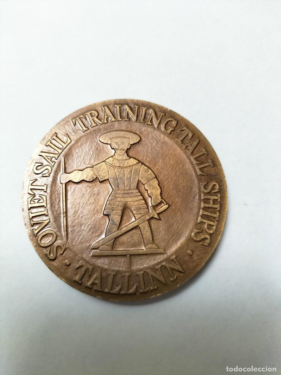 Antig&uuml;edades: Medalla sovietica - Foto 3