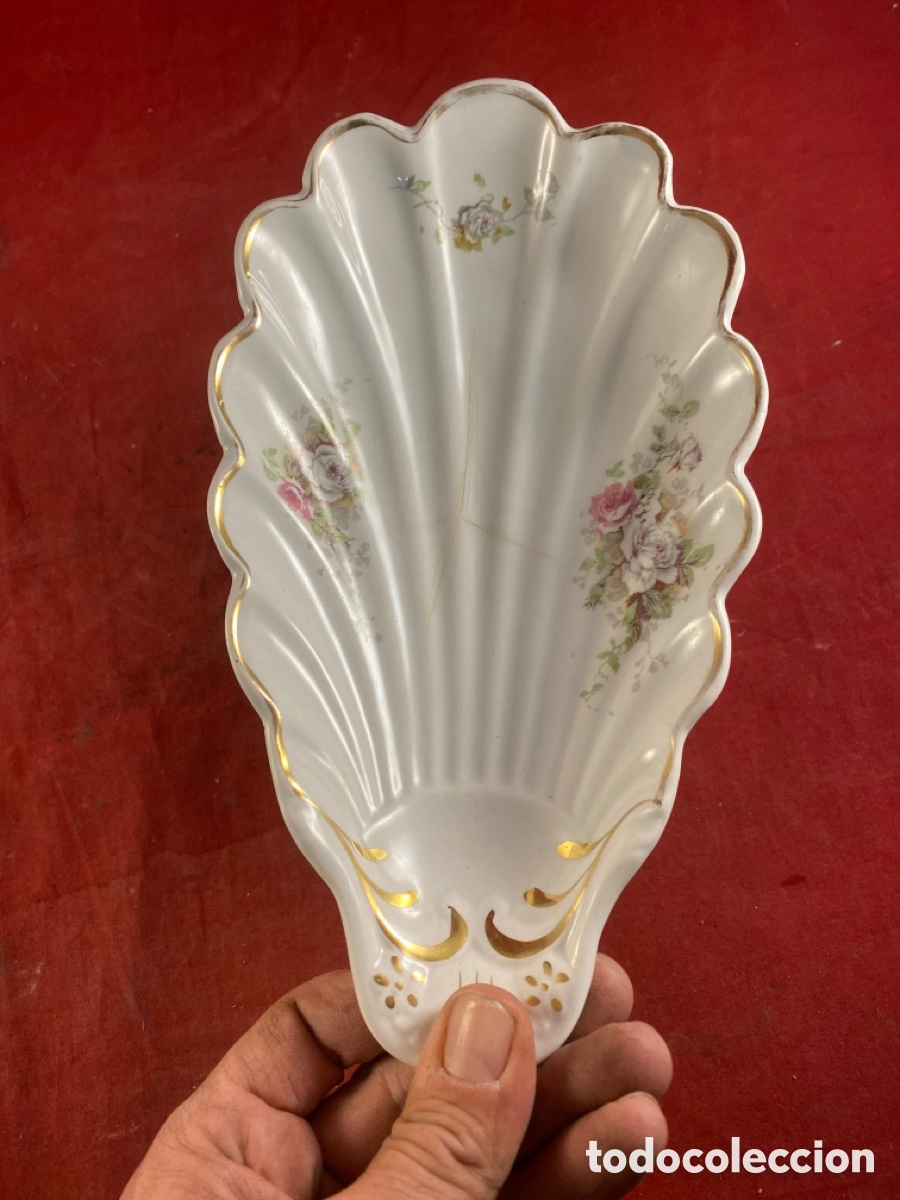Antig&uuml;edades: PLATO CON FORMA DE CONCHA - Foto 2