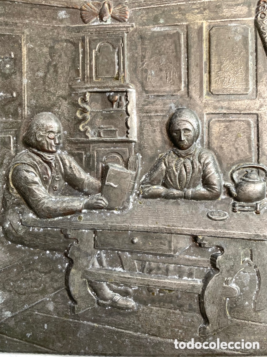 Antig&uuml;edades: BAJORRELIEVE DE PELTRE ANTIGUO - Foto 1