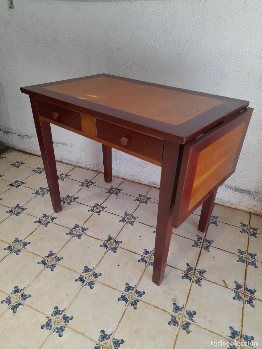Antig&uuml;edades: MESA AUXILIAR &rdquo;NOUCENTISTA&rdquo; - Foto 1