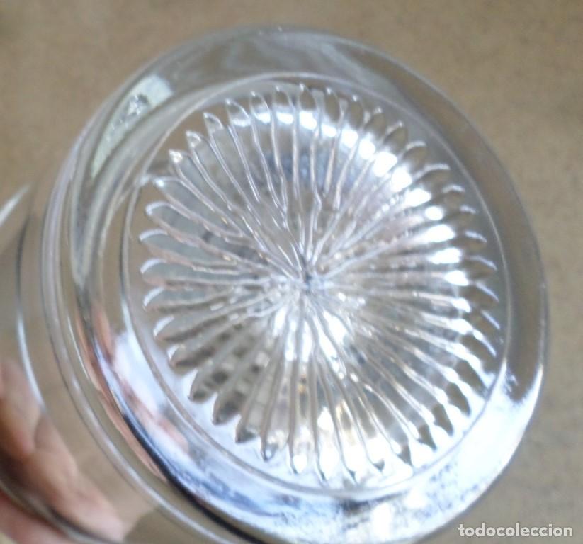 Antig&uuml;edades: Cubitera cristal y metal - Foto 3