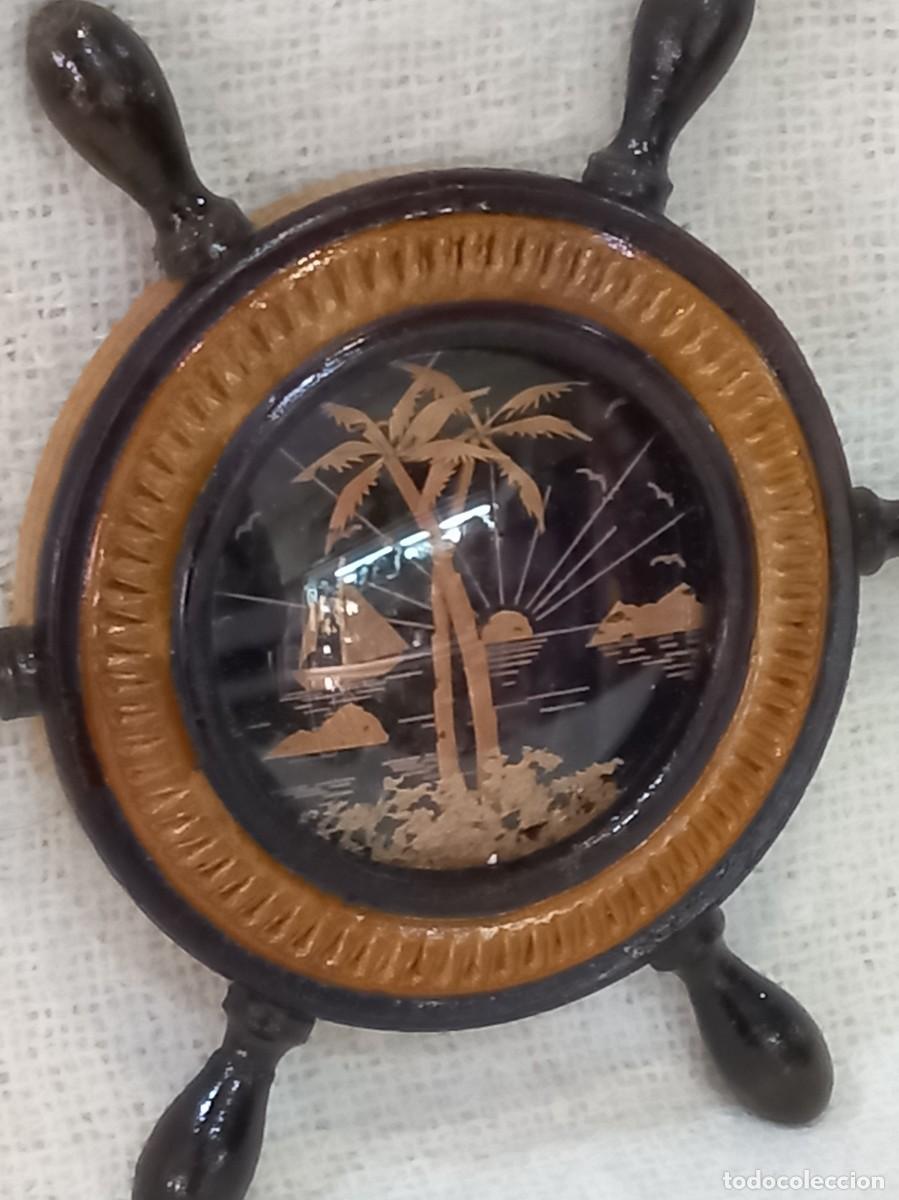 Antig&uuml;edades: TIM&Oacute;N (madera)17cm. PAISAJE CORCHO
