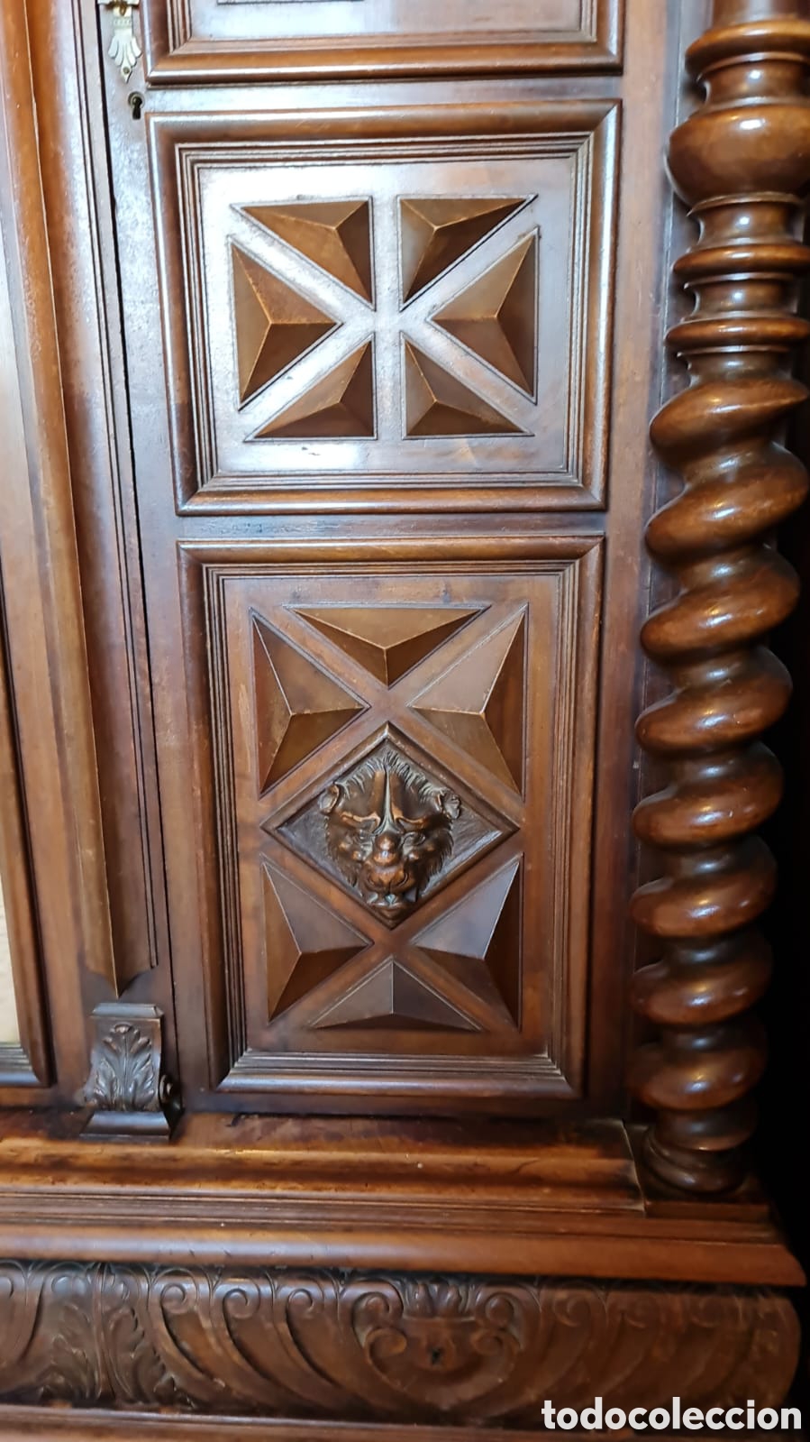 Antig&uuml;edades: Armario de madera - Foto 5