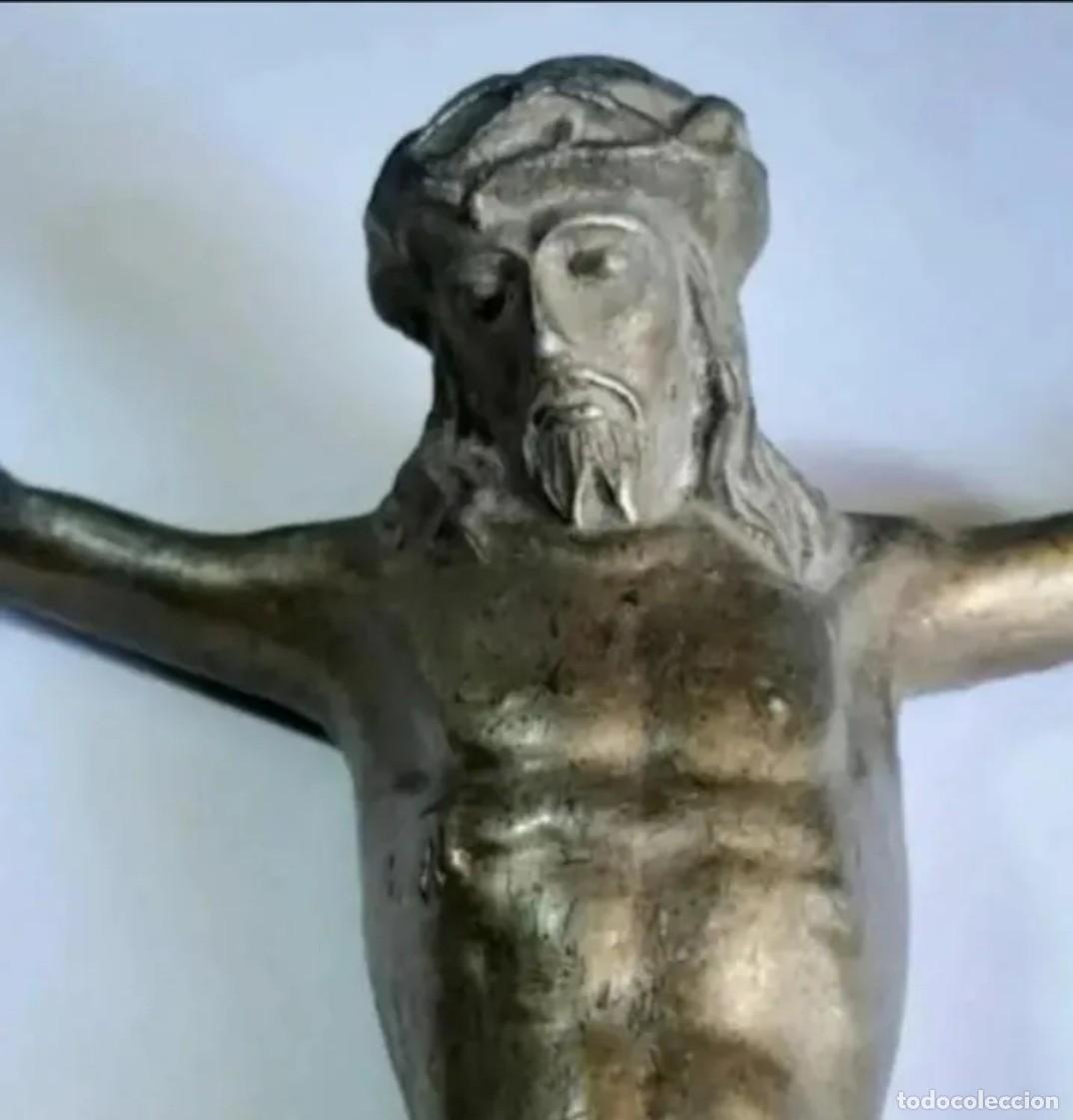 Antig&uuml;edades: Jesucristo de bronce. - Foto 2
