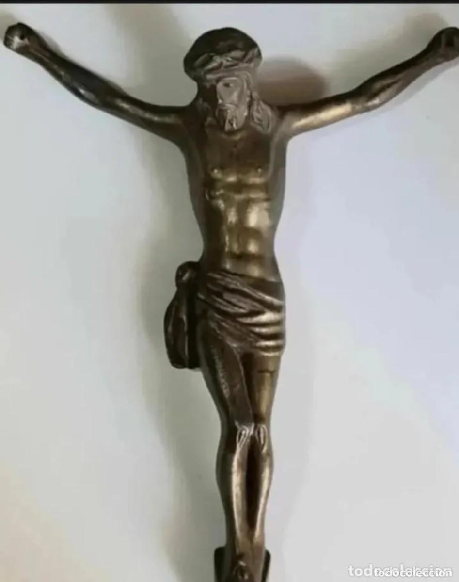 Antig&uuml;edades: Jesucristo de bronce. - Foto 3