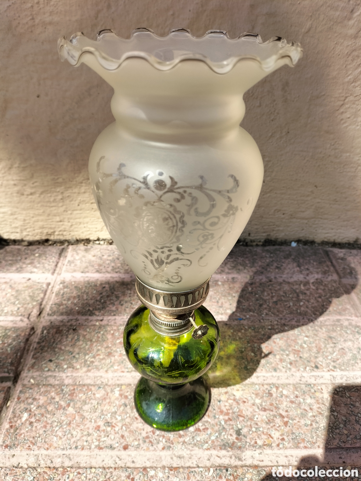 Antig&uuml;edades: Quinqu&eacute; de aceite a&ntilde;os 40 -32cms- - Foto 1