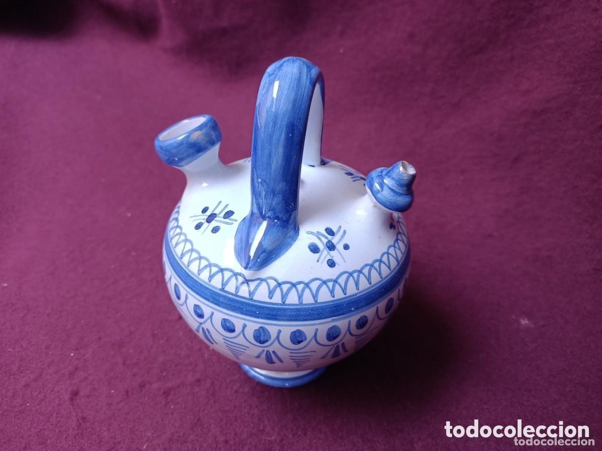 Antig&uuml;edades: BOTIJO DE TALAVERA PINTADO A MANO - Foto 3