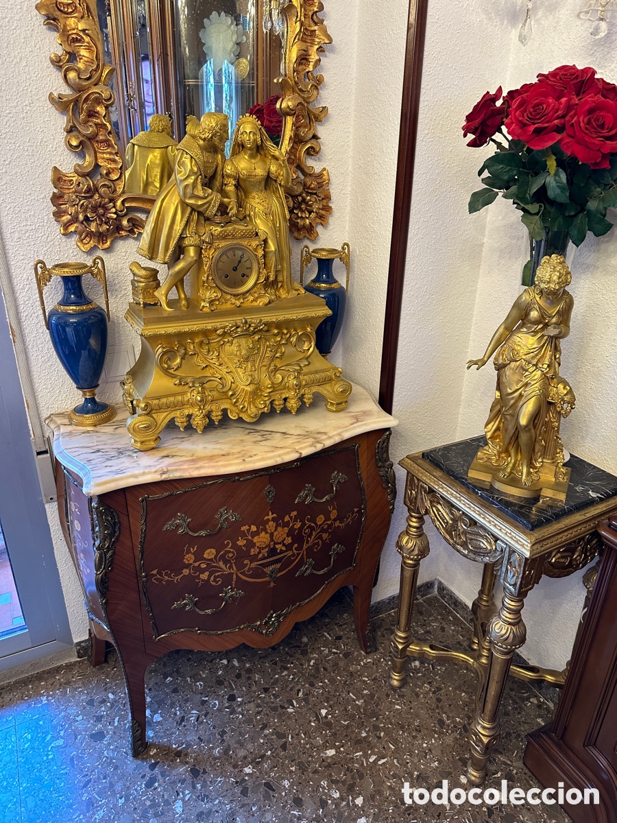 Antig&uuml;edades: C&oacute;moda de madera y m&aacute;rmol - Foto 4