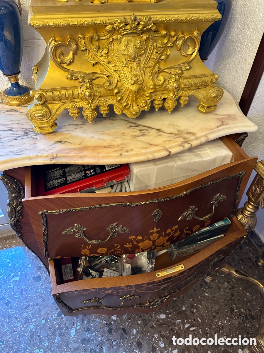 Antig&uuml;edades: C&oacute;moda de madera y m&aacute;rmol - Foto 10