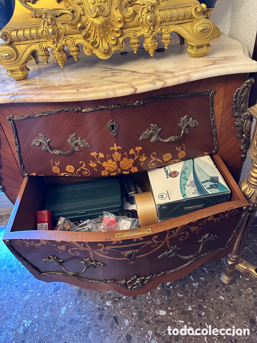 Antig&uuml;edades: C&oacute;moda de madera y m&aacute;rmol - Foto 11