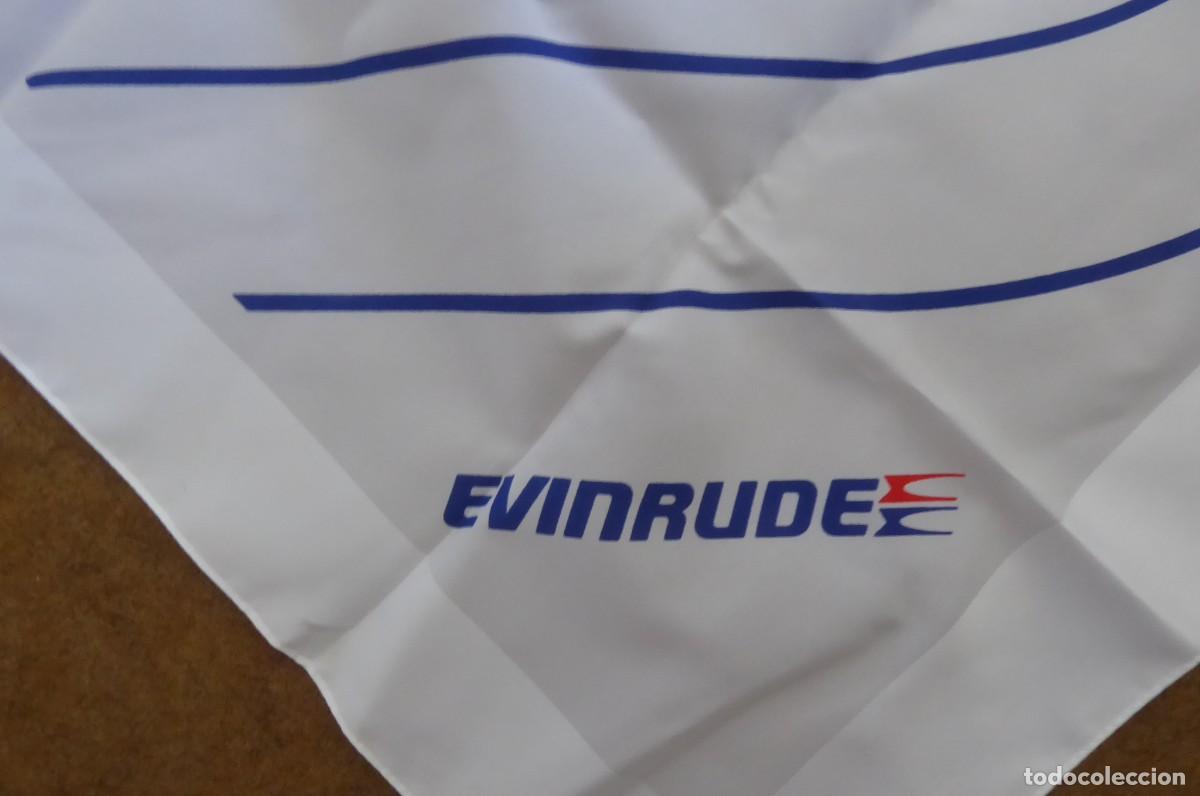 Antig&uuml;edades: Pa&ntilde;uelo Evinrude blanco - Foto 2