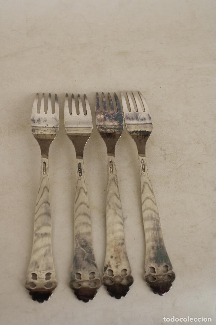 Antig&uuml;edades: 4 tenedores plateados - Foto 2