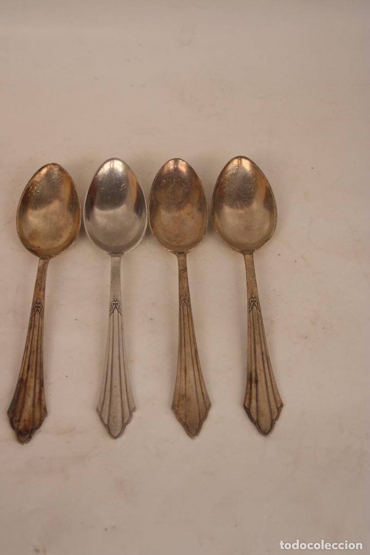 Antig&uuml;edades: 4 cucharas postre plateadas - Foto 4